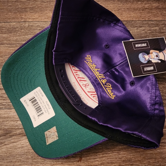 Mitchell and Ness Los Angeles LA Lakers NBA Finals 2000 Side Patch Hat - Picture 3 of 6